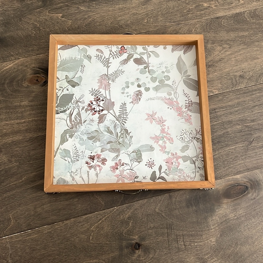 Medium Tray - Picture 7 of 11